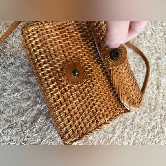 Rattan Bag - Bali Bag - Straw Bag - Handwoven Shoulder Bag - Boho Summer Purse - Picture 4 of 12